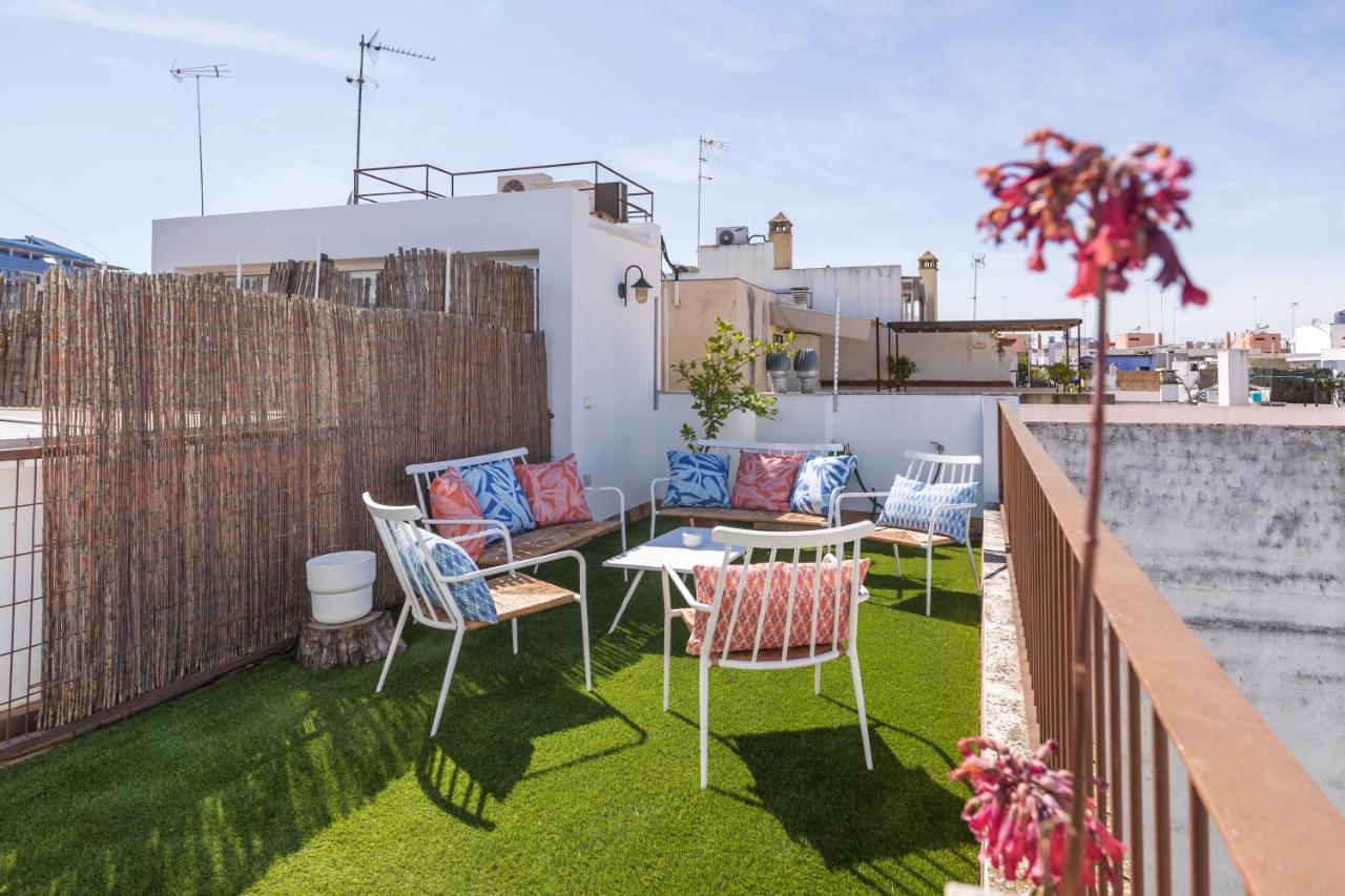 Tentudia Charming Apartments With Private Roof-Top Or Patio In San Bernardo By Ocityzen Sevilla Kültér fotó