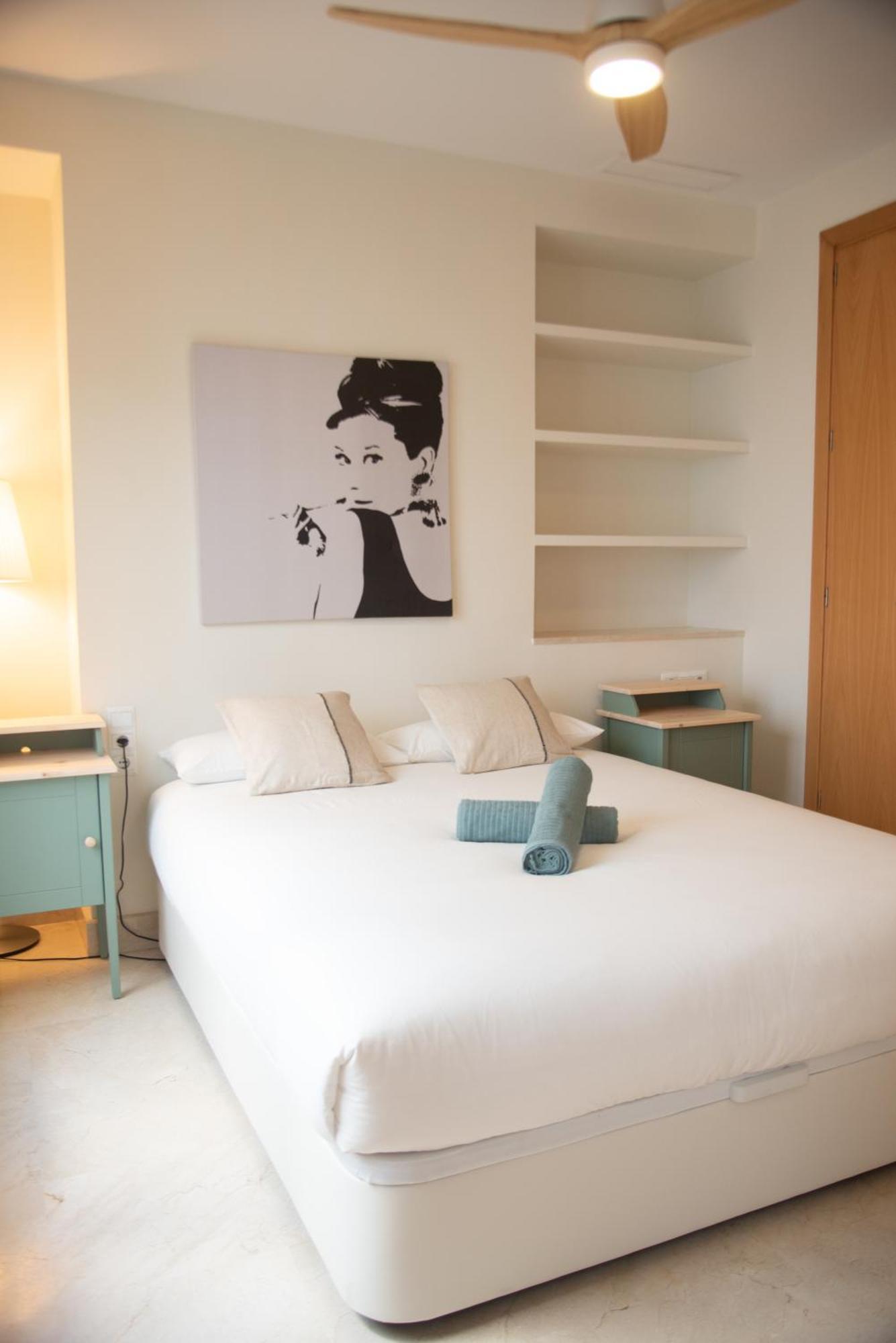 Tentudia Charming Apartments With Private Roof-Top Or Patio In San Bernardo By Ocityzen Sevilla Kültér fotó