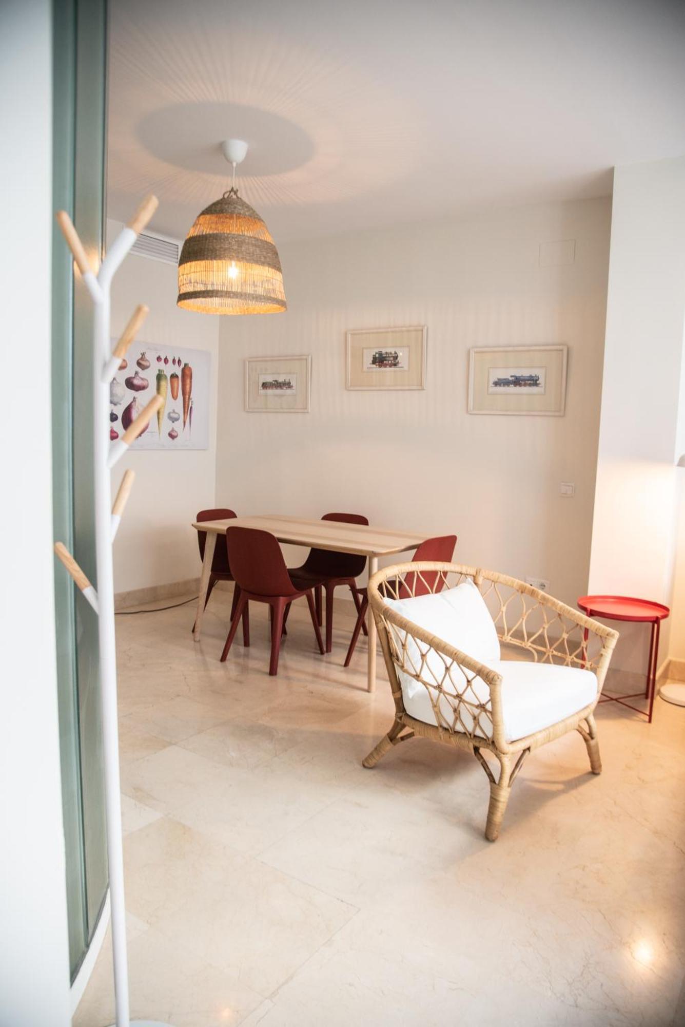 Tentudia Charming Apartments With Private Roof-Top Or Patio In San Bernardo By Ocityzen Sevilla Kültér fotó