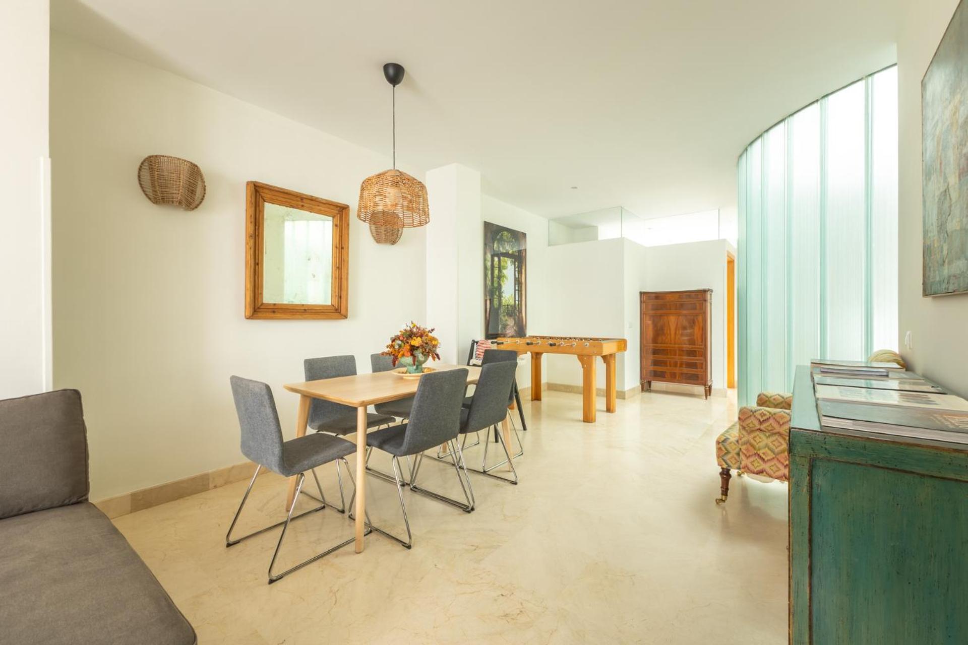 Tentudia Charming Apartments With Private Roof-Top Or Patio In San Bernardo By Ocityzen Sevilla Kültér fotó