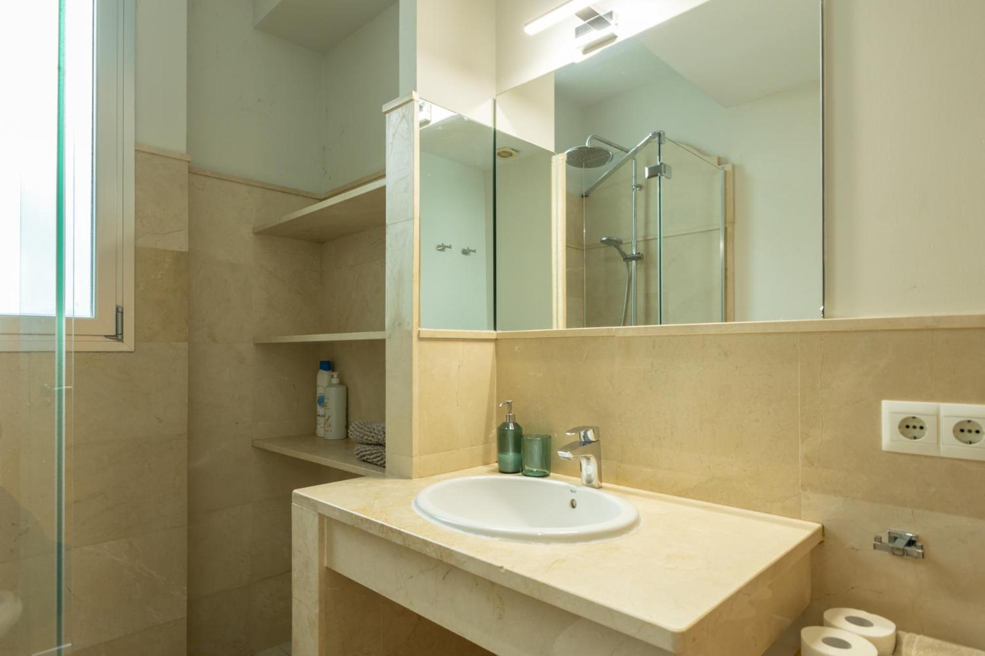 Tentudia Charming Apartments With Private Roof-Top Or Patio In San Bernardo By Ocityzen Sevilla Kültér fotó