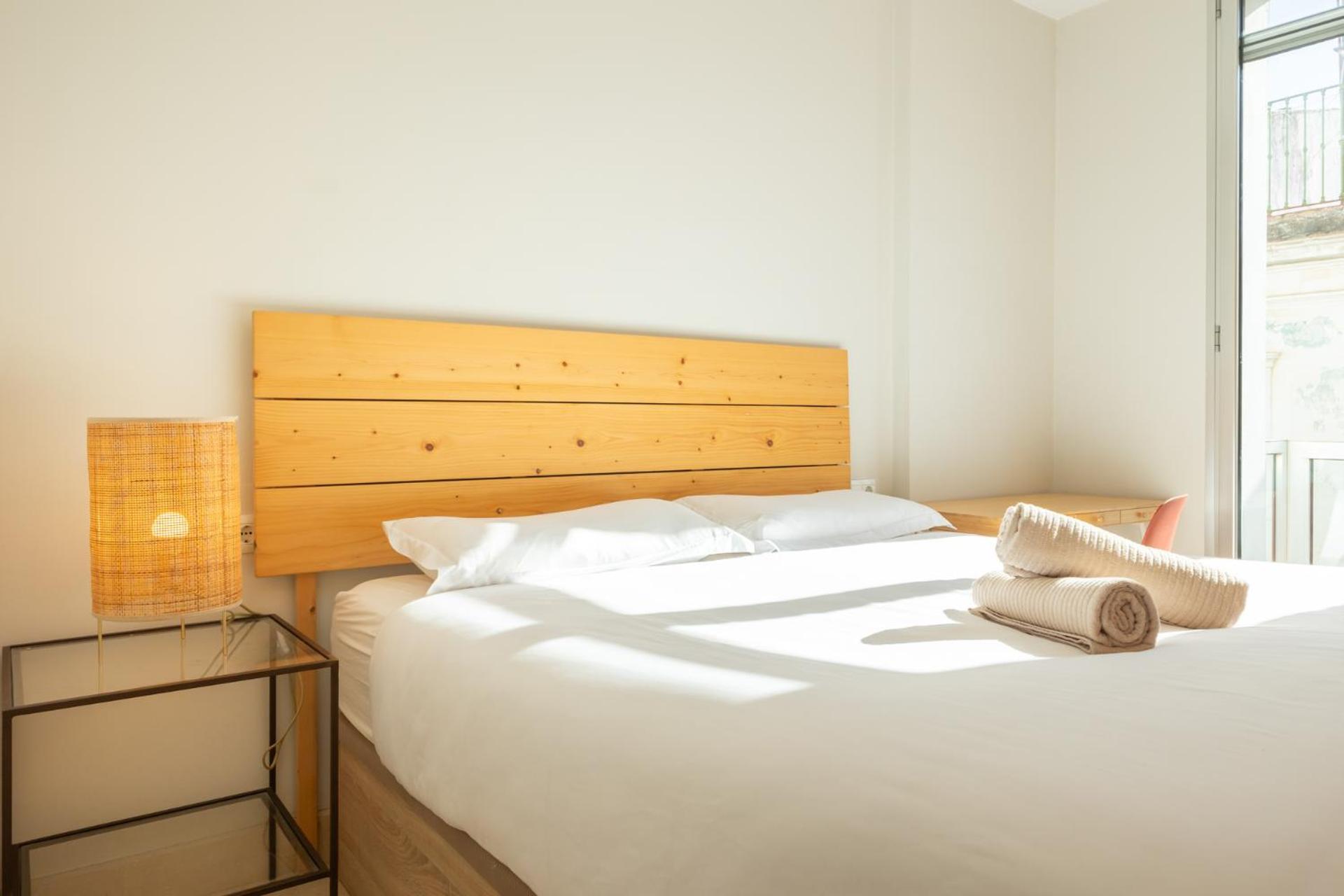Tentudia Charming Apartments With Private Roof-Top Or Patio In San Bernardo By Ocityzen Sevilla Kültér fotó